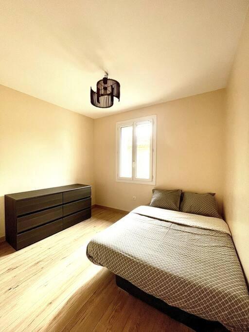 Jolie Maison De Ville - 4 Personnes - Wifi - Tv 莫吉奥 外观 照片
